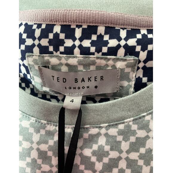 NWT Ted Baker Size 4 (8-10) Mid-Green Top Geometric - Picture 6 of 6